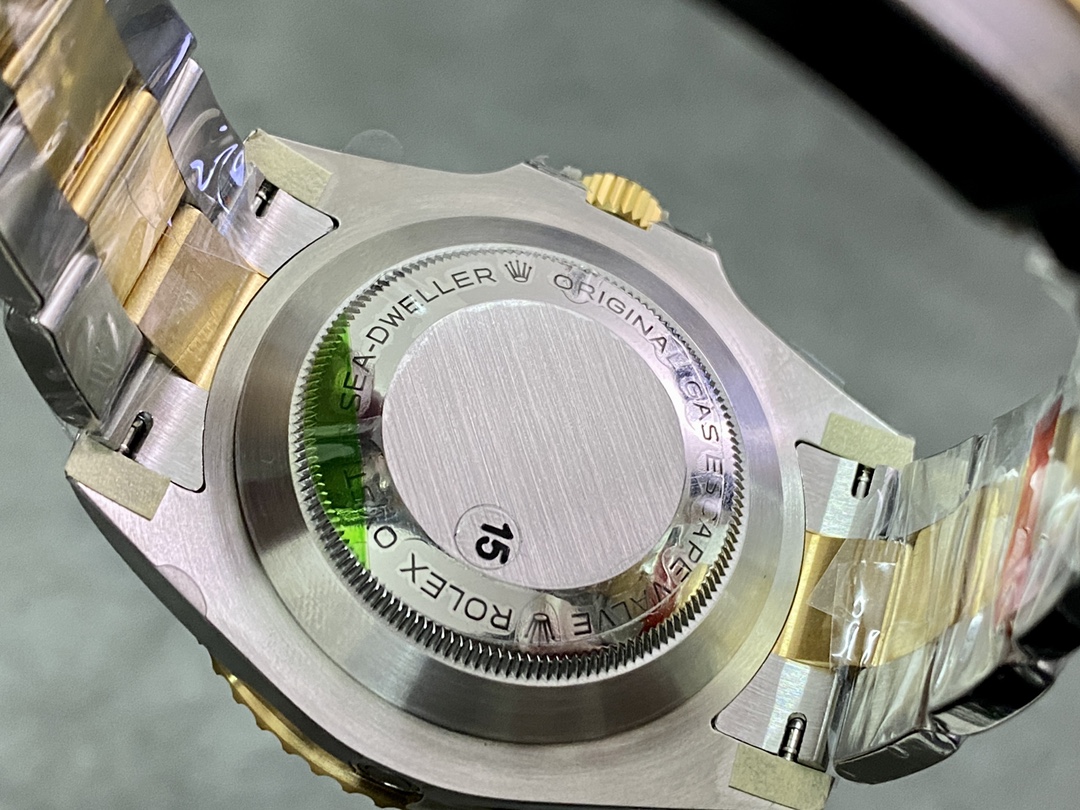 Sea Dweller A129 thumb 9