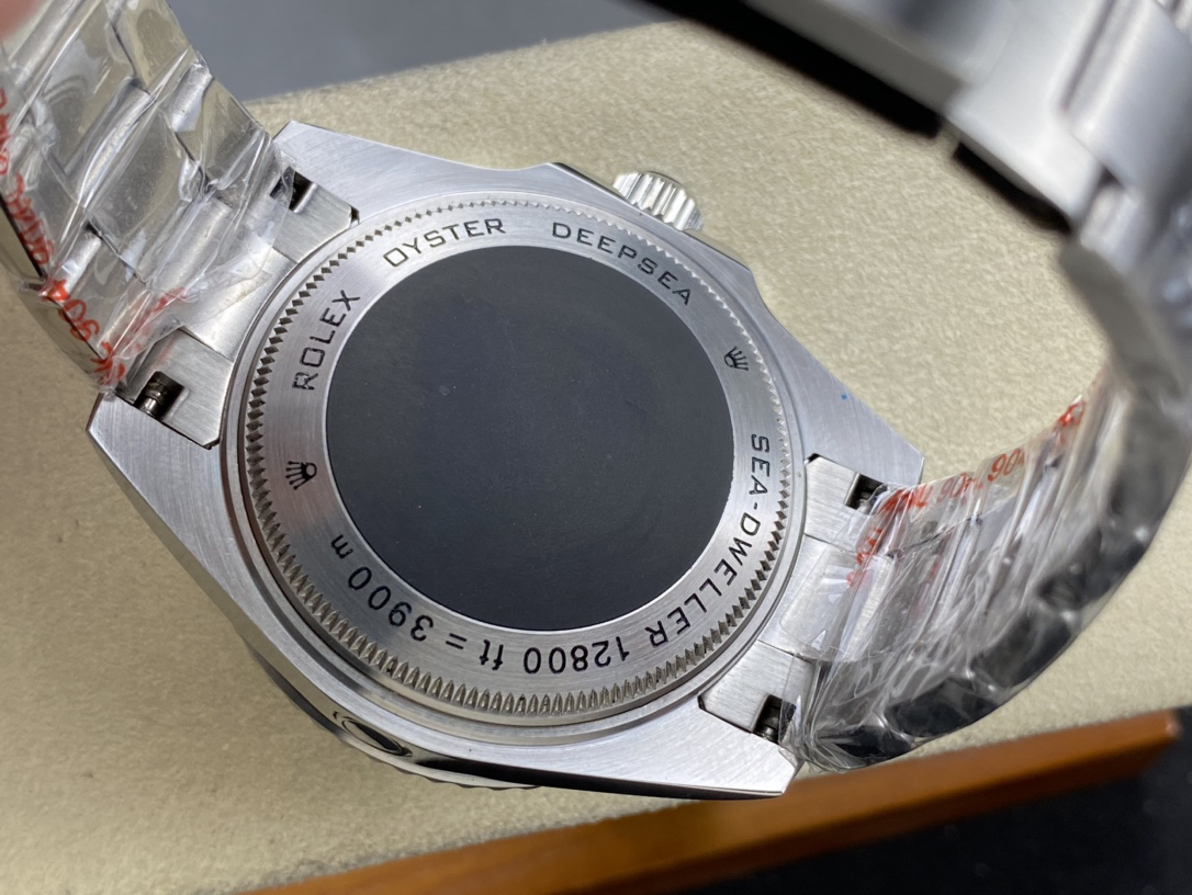 Sea Dweller A135 thumb 9