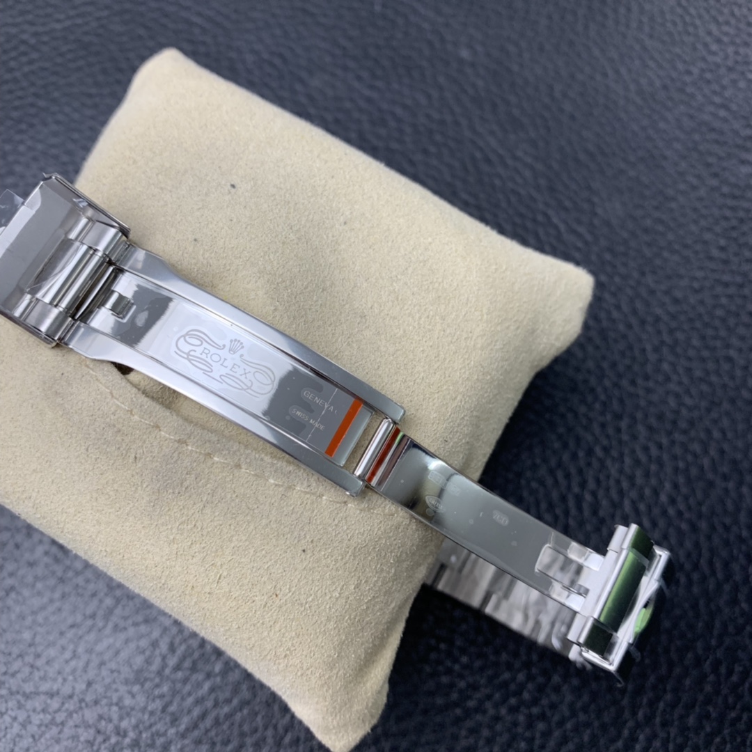Yacht Master A104 thumb 7
