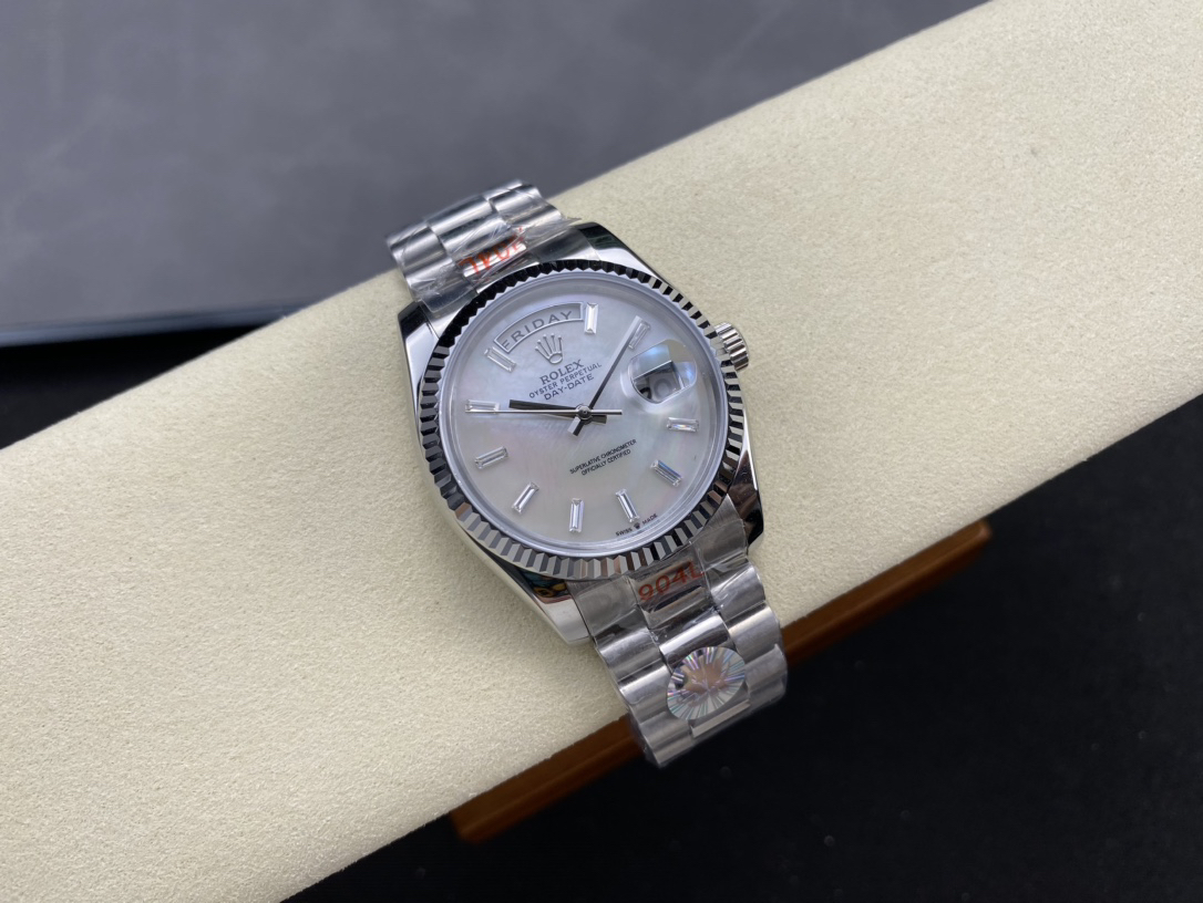Day Date A102 thumb 5