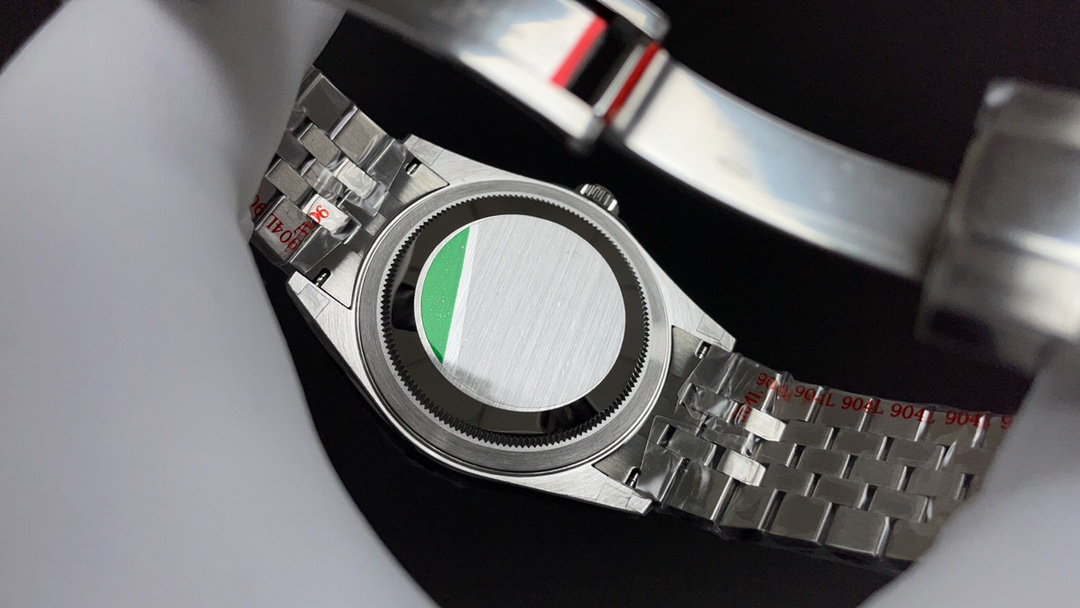Sky Dweller A100 thumb 7