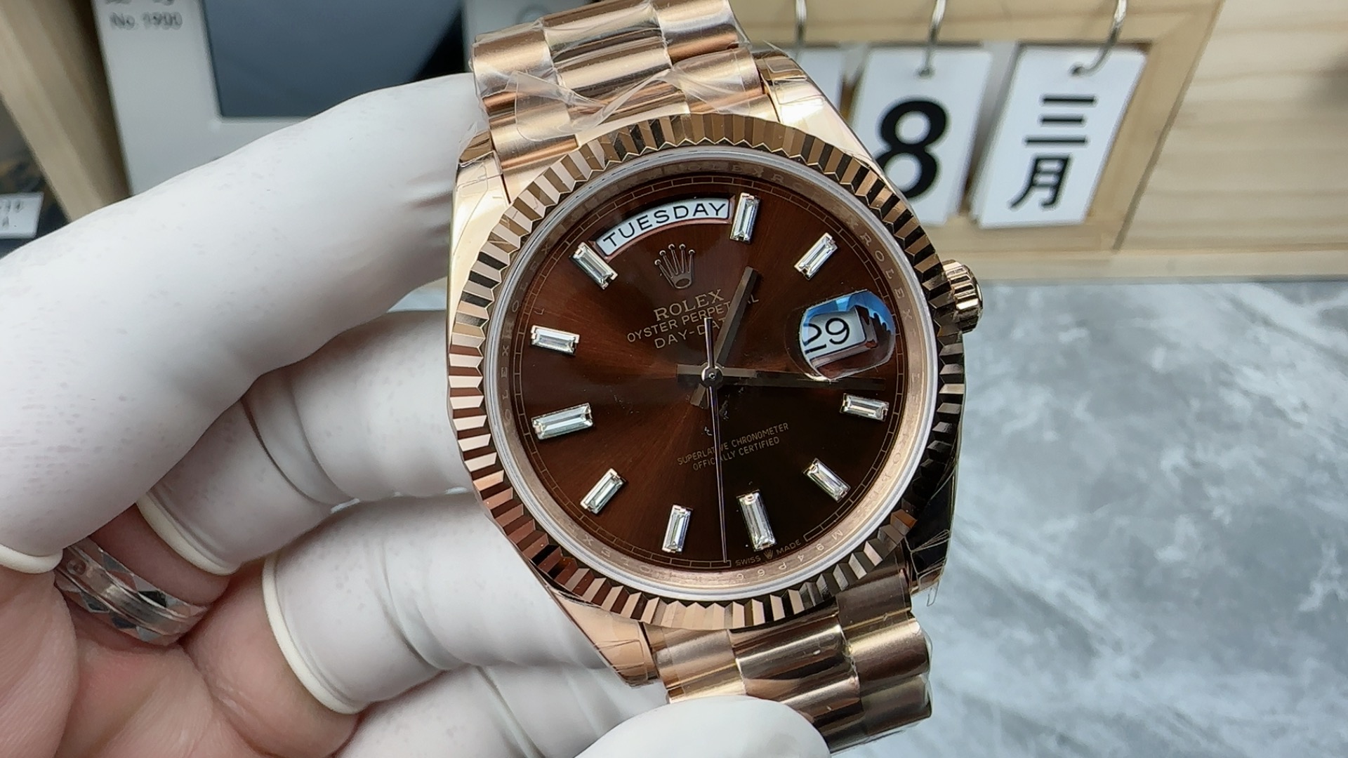 Day Date A88 thumb 3