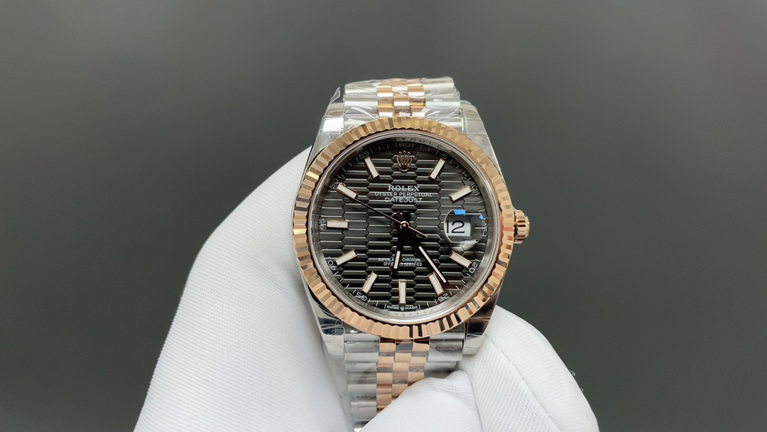 Datejust A68 thumb 2