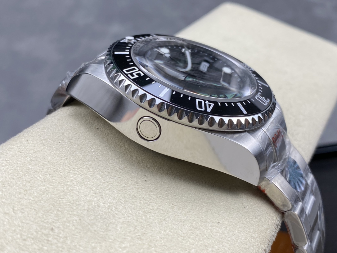 Sea Dweller A135 thumb 7