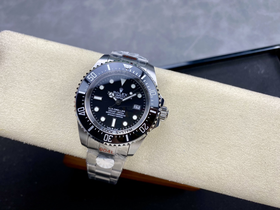 Sea Dweller A135 thumb 6