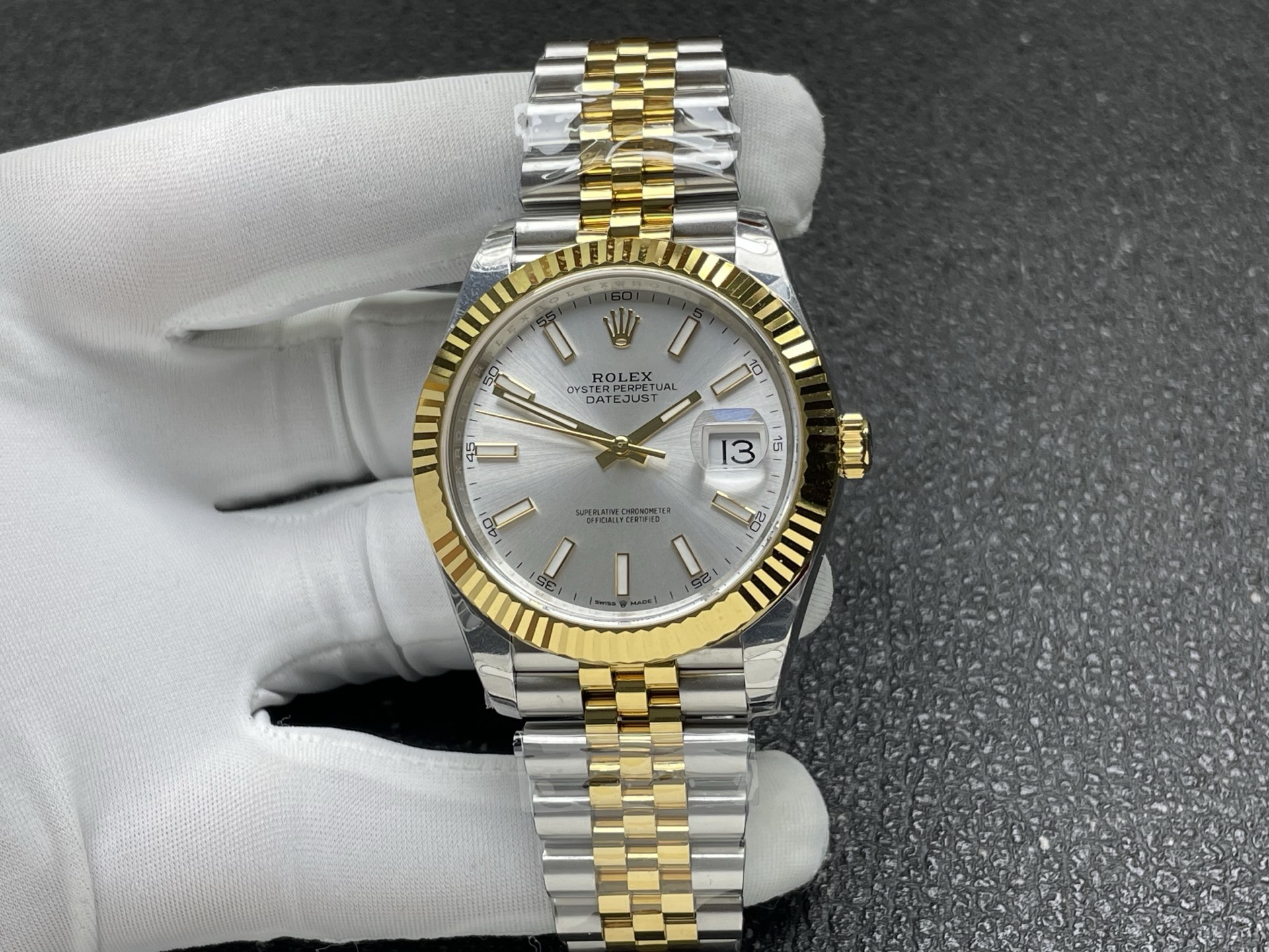 Datejust A37 thumb 2