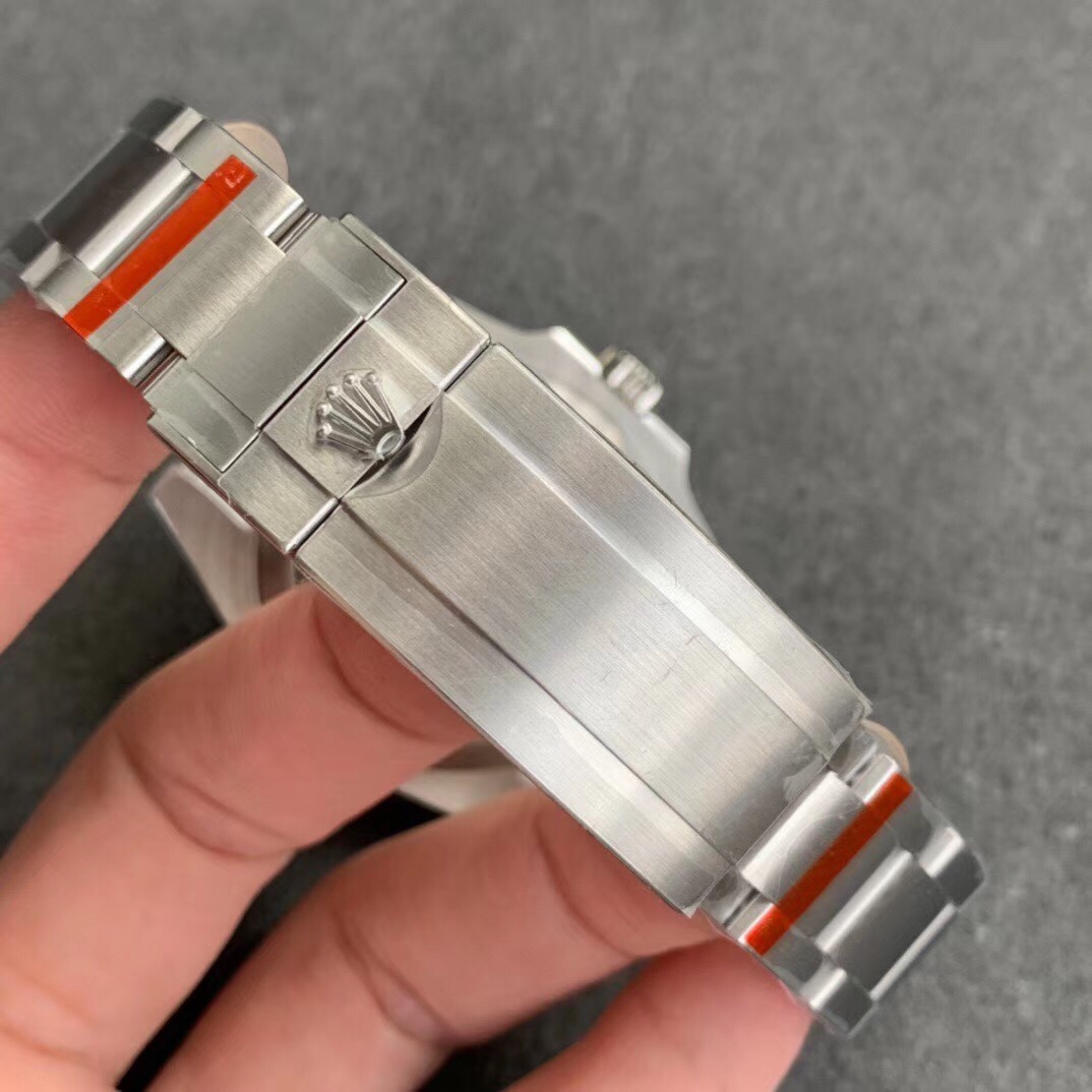 Submariner A02 thumb 5