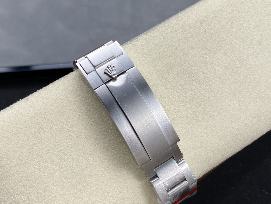 Sea Dweller A135 thumb 10