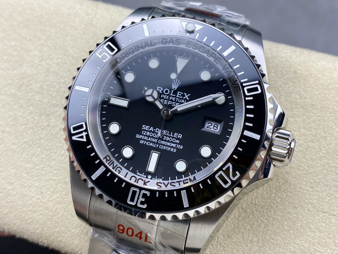 Sea Dweller A135 thumb 4