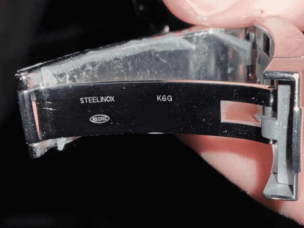 Clasp engraving showing code K6G